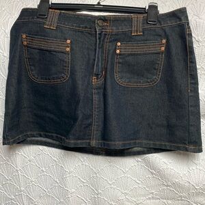 FUBU size 11/12 dark wash denim 2 pocket‎ mini skirt